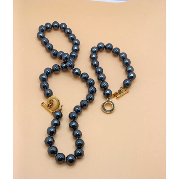 Carolee Vintage Gold Tone Faux Pearl Necklace & Bracelet Set - Picture 5 of 7